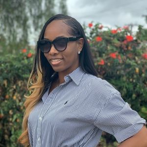 Meet your Posher, Tiffany